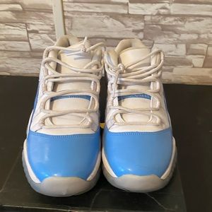 Air Jordan 11 Low Columbia